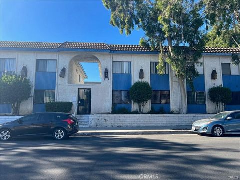 9119 Wakefield Avenue 2 Panorama City CA 91402