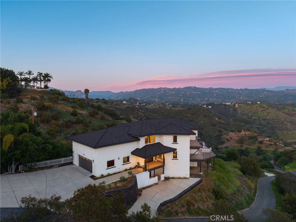 4385 Rainbow Vista Drive