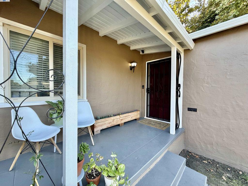 FARRELLY POND - Residential
