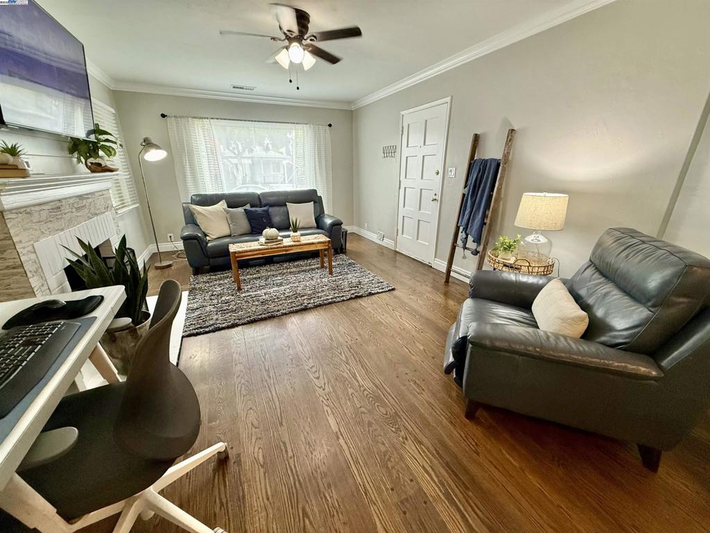 FARRELLY POND - Residential
