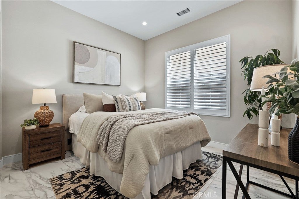118 Tomahawk, Irvine CA 92618 - Photo 32