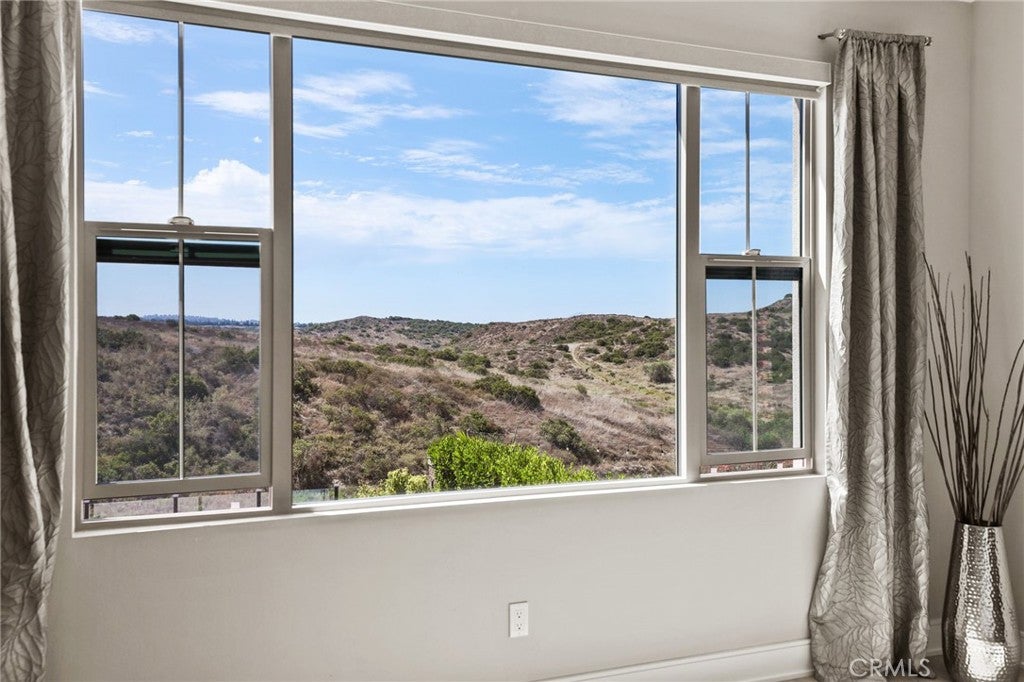 118 Tomahawk, Irvine CA 92618 - Photo 38