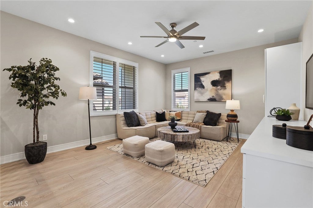 118 Tomahawk, Irvine CA 92618 - Photo 48
