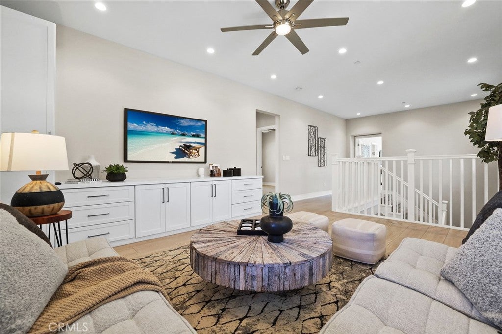 118 Tomahawk, Irvine CA 92618 - Photo 50