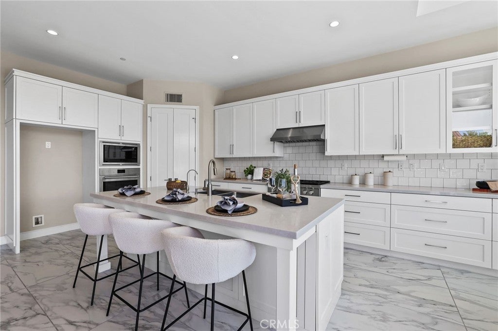 118 Tomahawk, Irvine CA 92618 - Photo 14