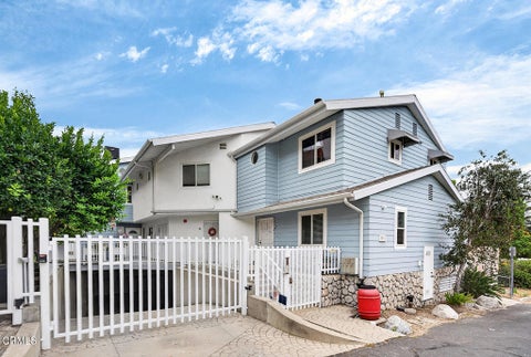 Photo of 3511 Sparr Boulevard, Glendale, CA 91208 (MLS # P1-27902)