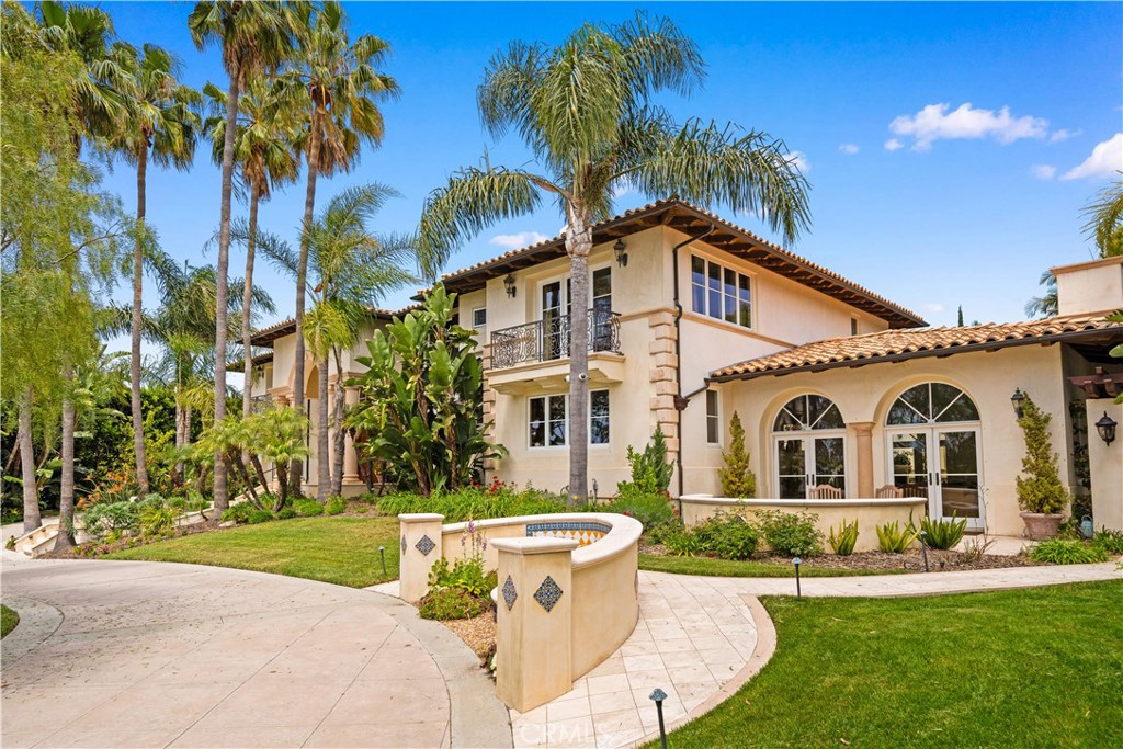 1502 Paseo La Cresta