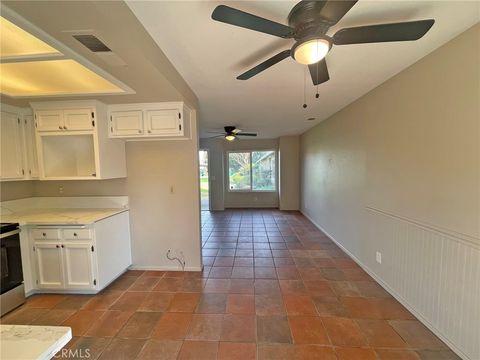 Tiny photo for 1110 W 8th Avenue #4, Chico, CA 95926 (MLS # SN26038667)
