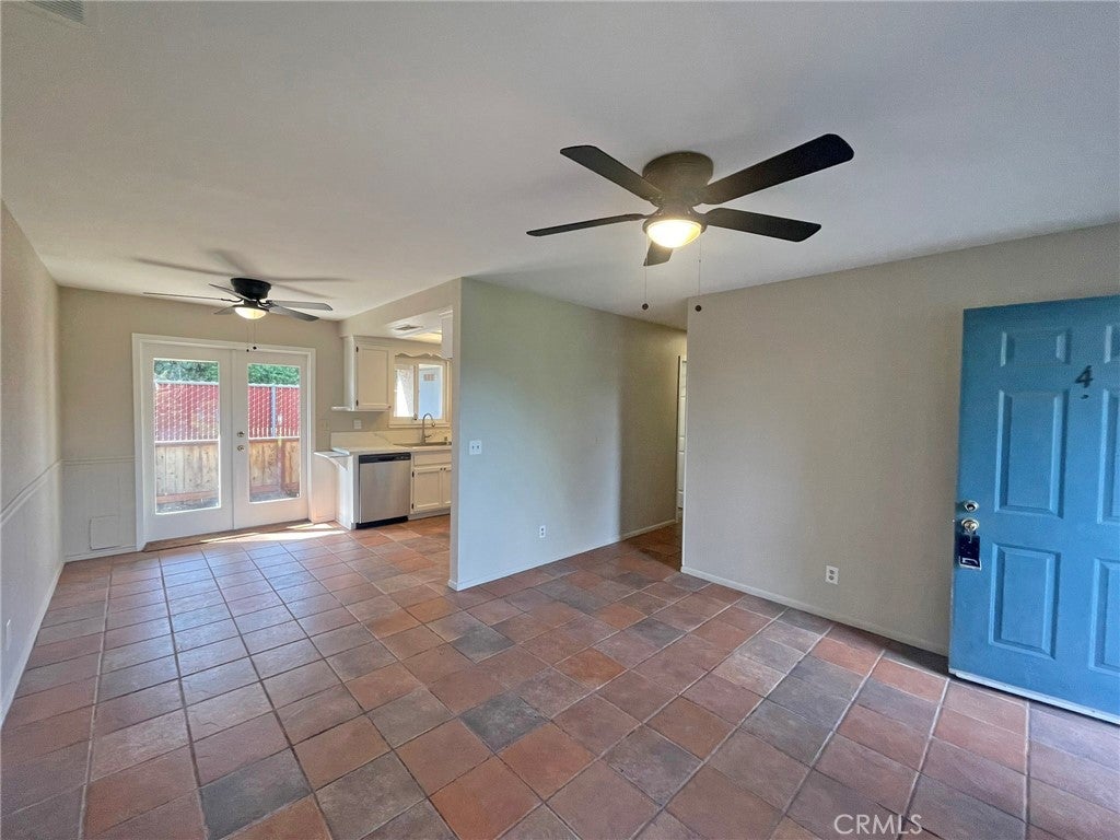 1110 W 8th Avenue 4