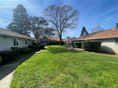 Tiny photo for 1110 W 8th Avenue #4, Chico, CA 95926 (MLS # SN26038667)