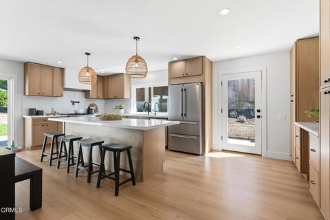 3034 Rollings Avenue Thousand Oaks CA 91360