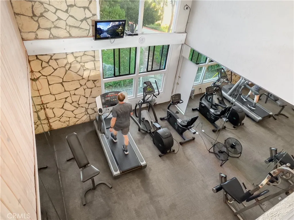 Malibu, California 90265, United States, 2 Bedrooms Bedrooms, ,2 BathroomsBathrooms,Residential,Active,97157