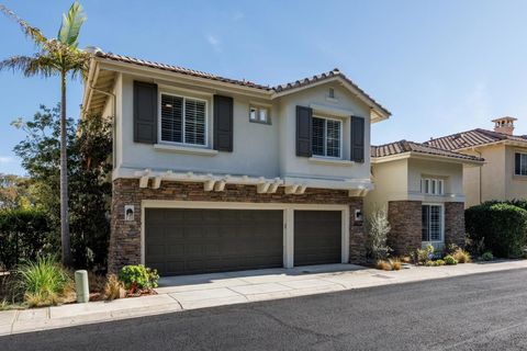 Photo of 6077 Firwood Row, San Diego, CA 92037 (MLS # 260003347SD)