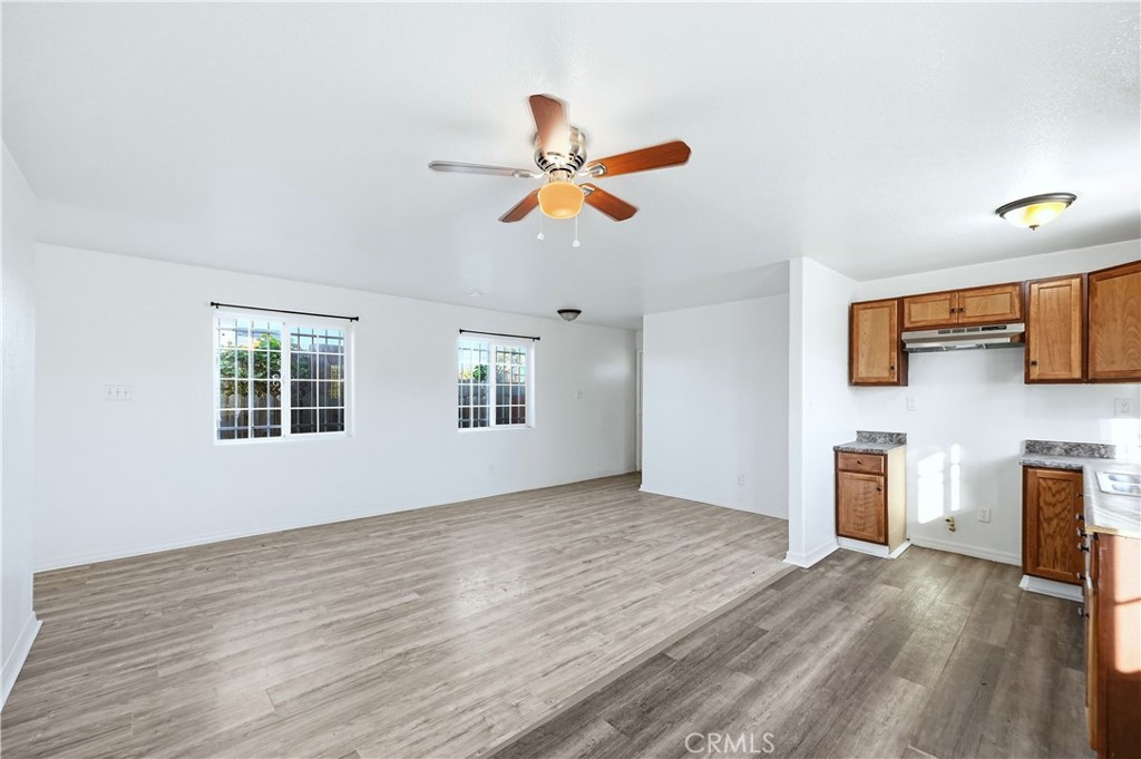 10929 Compton Avenue