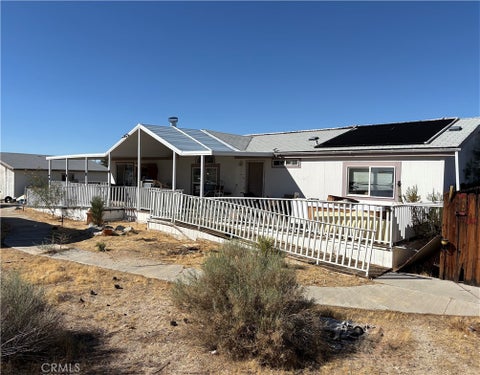 Photo of 12435 Mountain RD, Pinon Hills, CA 92372 (MLS # DW26200931)