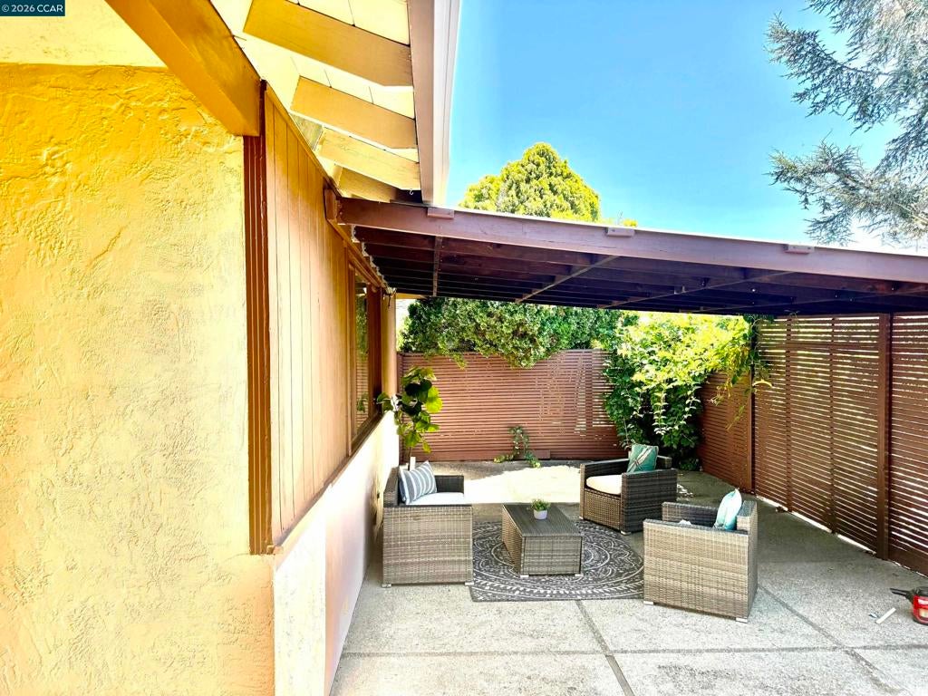 4440 Meadowbrook Drive