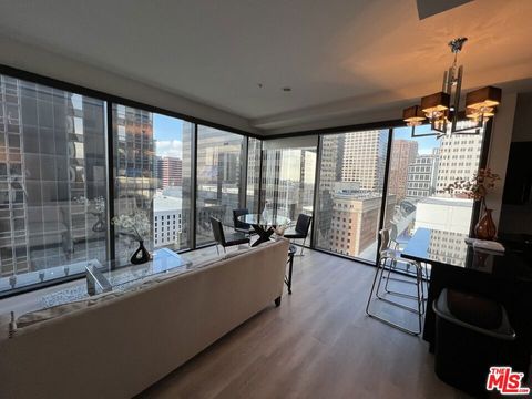 Photo of 655 S Hope Street #1605, Los Angeles, CA 90017 (MLS # 26853265)