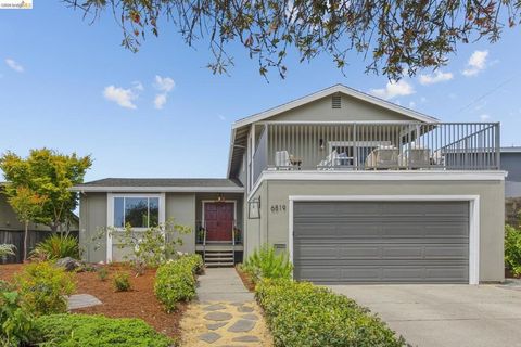 Photo of 6819 Blake St ST, El Cerrito, CA 94530 (MLS # 41136012)
