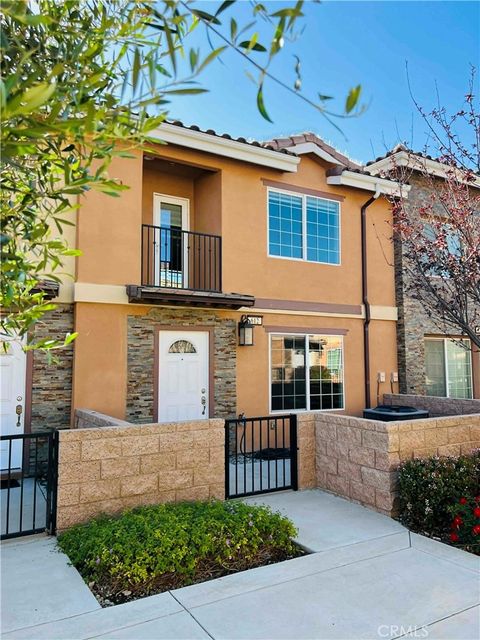 Photo of 16408 Valencia Ave #612, Fontana, CA 92335 (MLS # DW26071346)