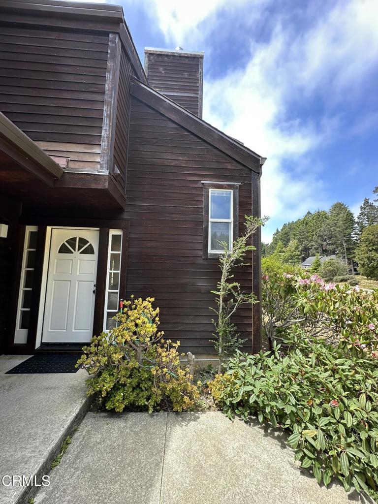 44808 Cypress Court