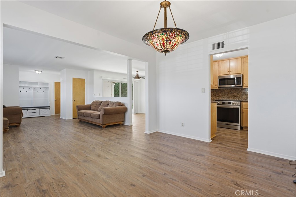 Starcrest (Jade Hill-E) (172) - Residential