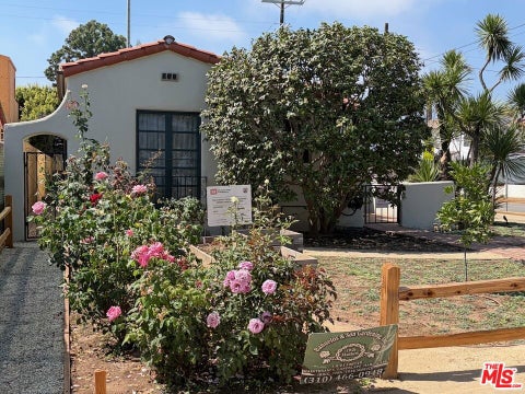 Photo of 879 Fiske Street, Pacific Palisades, CA 90272 (MLS # 26983571)