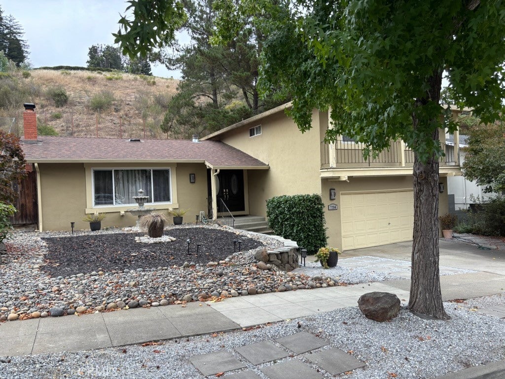 7756 Surrey LN, Oakland CA 94605