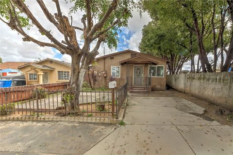 15364 Naranja Paramount CA 90723