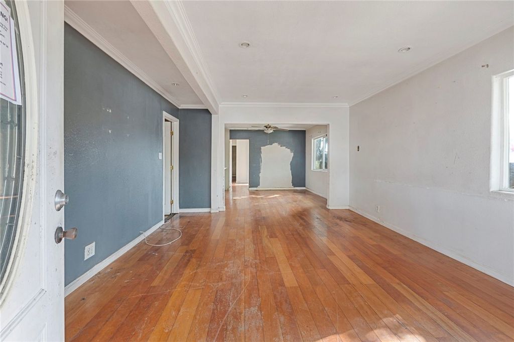 Photo of 15364 Naranja Ave, Paramount, CA 90723 (MLS # RS26003472)