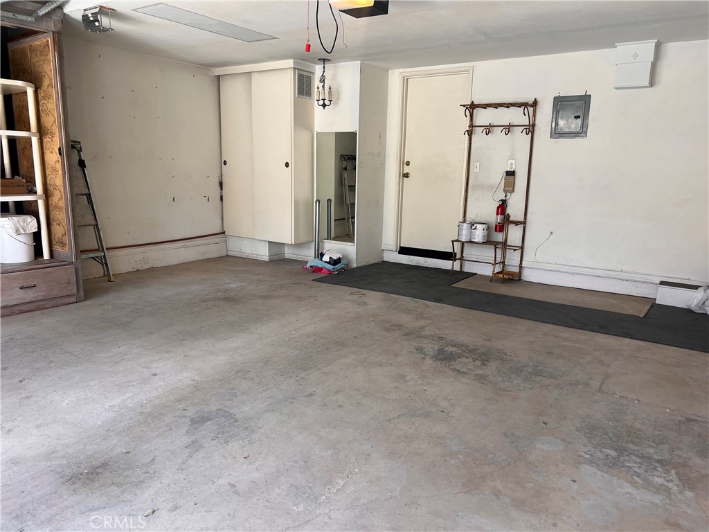 Las Ventanas (LASV) - Residential Lease