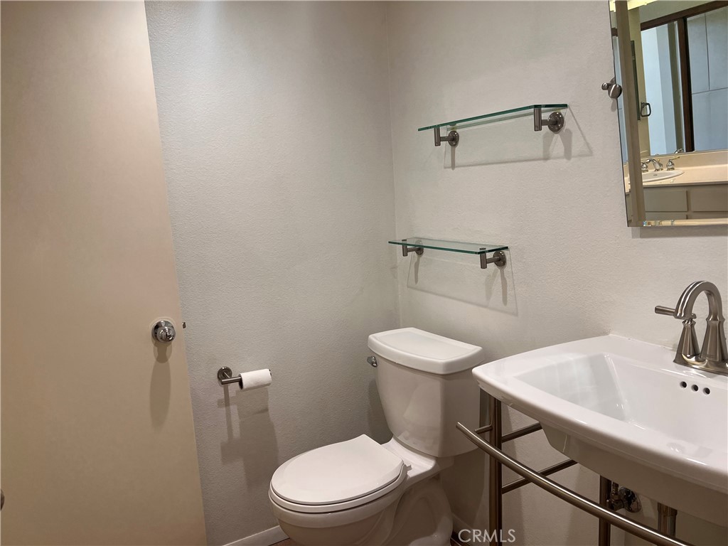 Las Ventanas (LASV) - Residential Lease