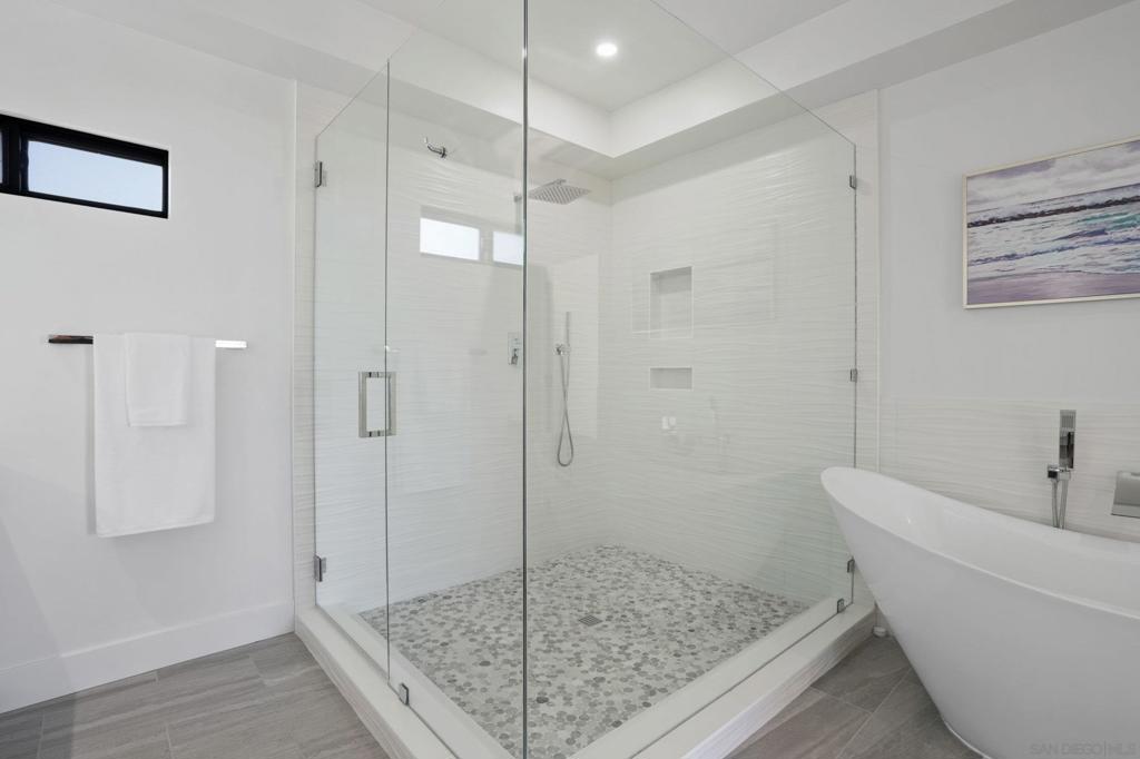 Ocean Beach - Residential Lease