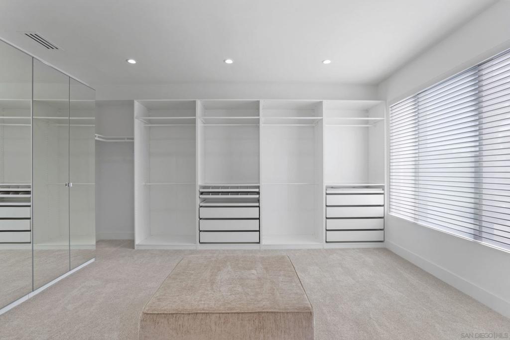 Ocean Beach - Residential Lease