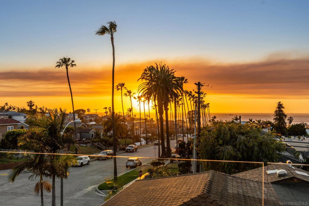 Ocean Beach - Residential Lease