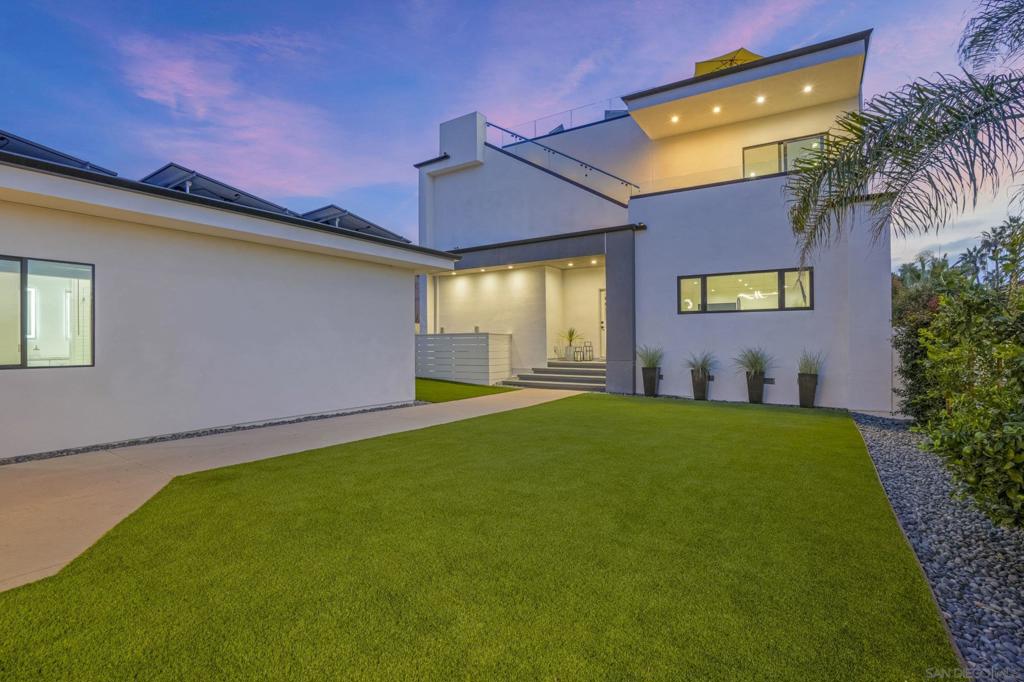 Ocean Beach - Residential Lease
