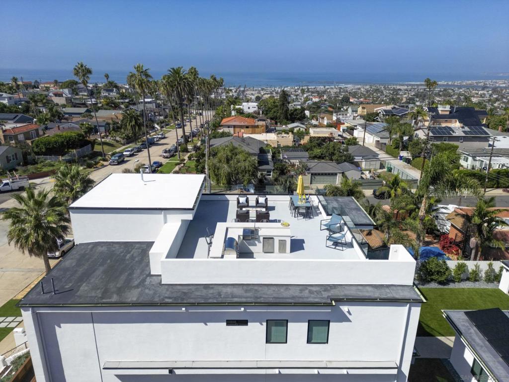 Ocean Beach - Residential Lease