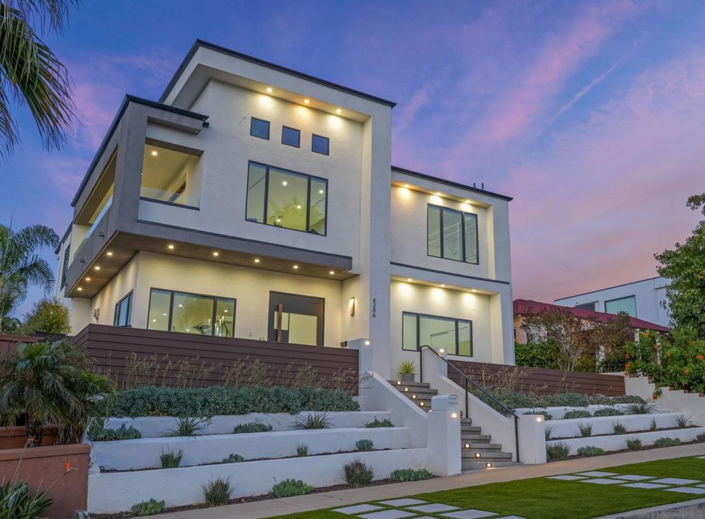 Ocean Beach - Residential Lease