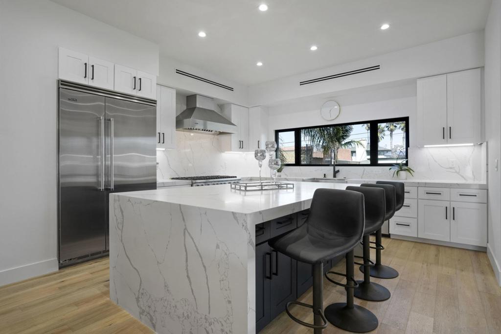 Ocean Beach - Residential Lease