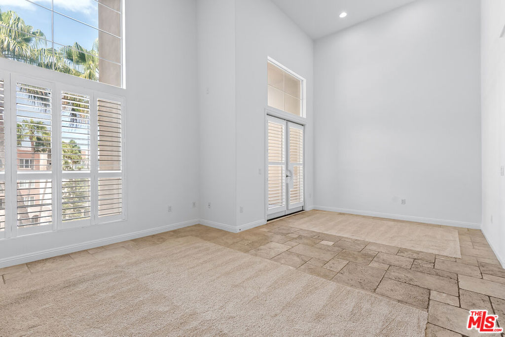 5831 Seawalk Drive 240