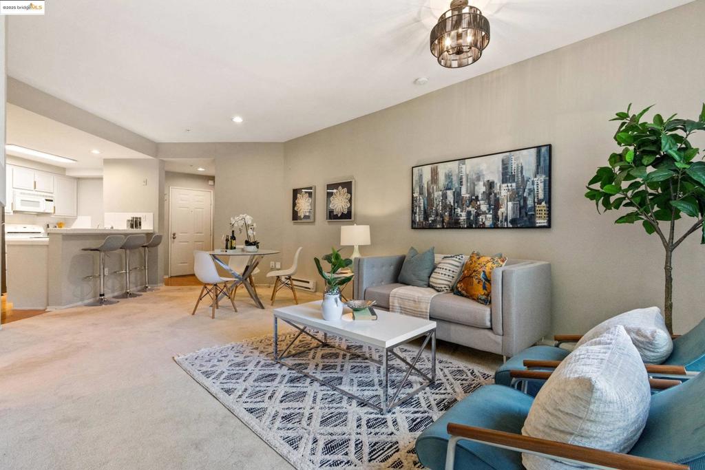 OAKLAND HILLS - Residential