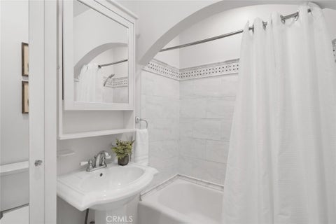 Tiny photo for 2050 Hope Street ST, San Luis Obispo, CA 93405 (MLS # SC26148913)