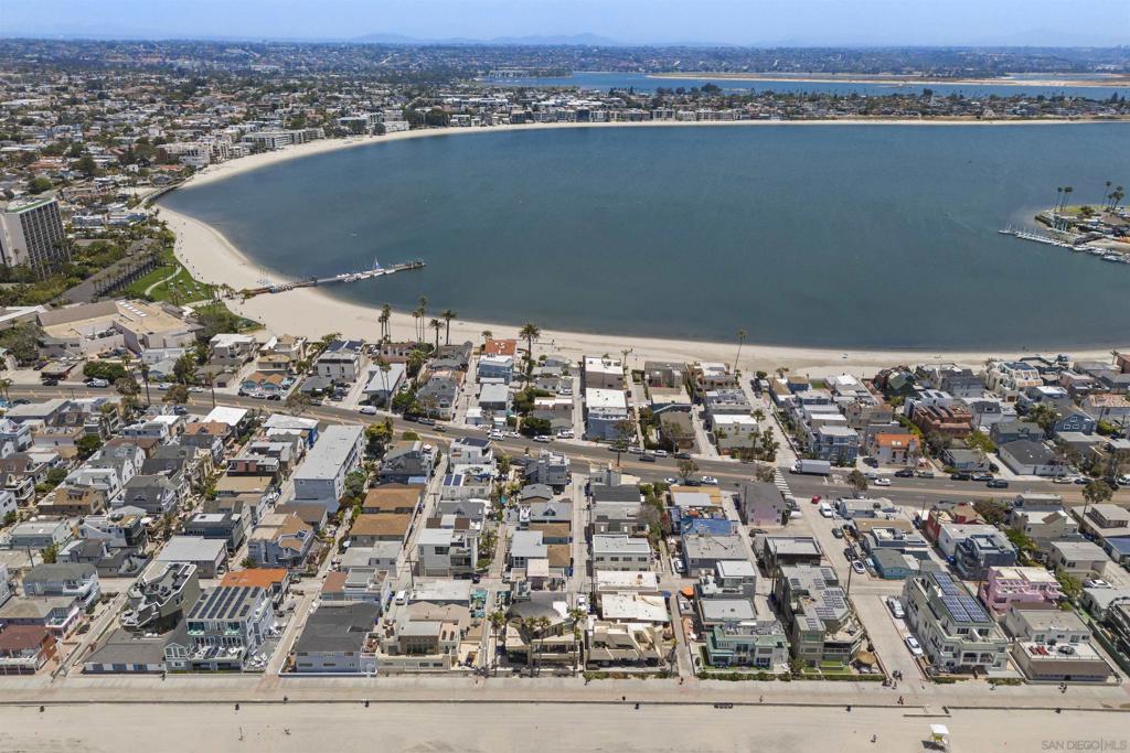 Pacific Beach - Residential