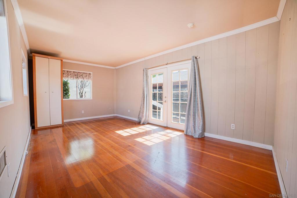 Pacific Beach - Residential