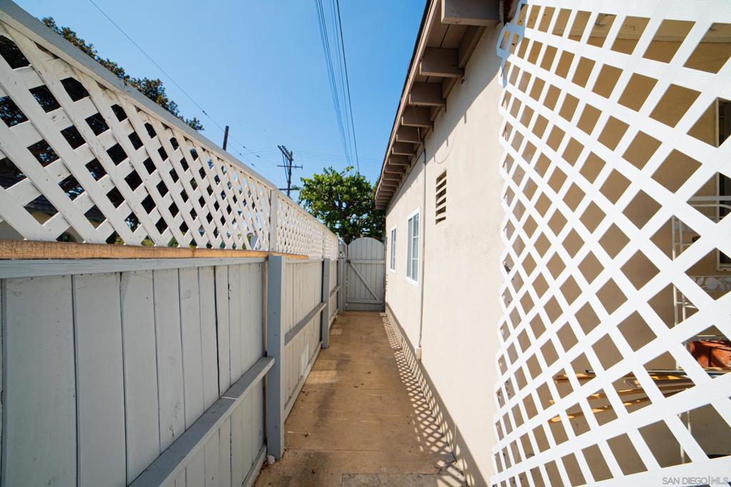Pacific Beach - Residential