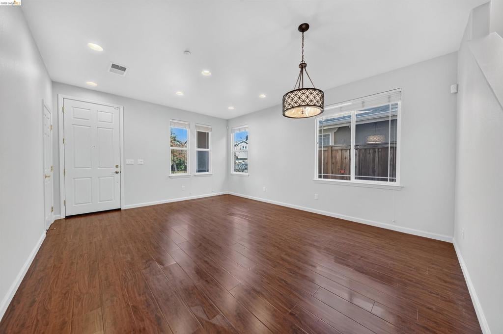 160 Spears Cir