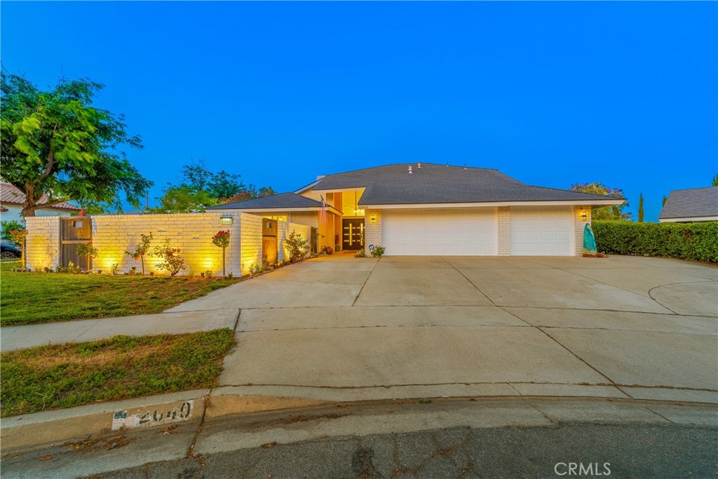 2040 Cape Cod Court
