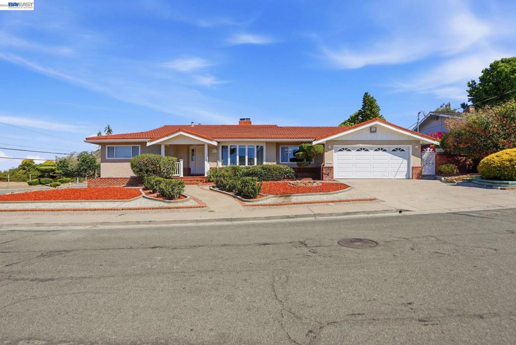 1204 Vistagrand Dr Dr