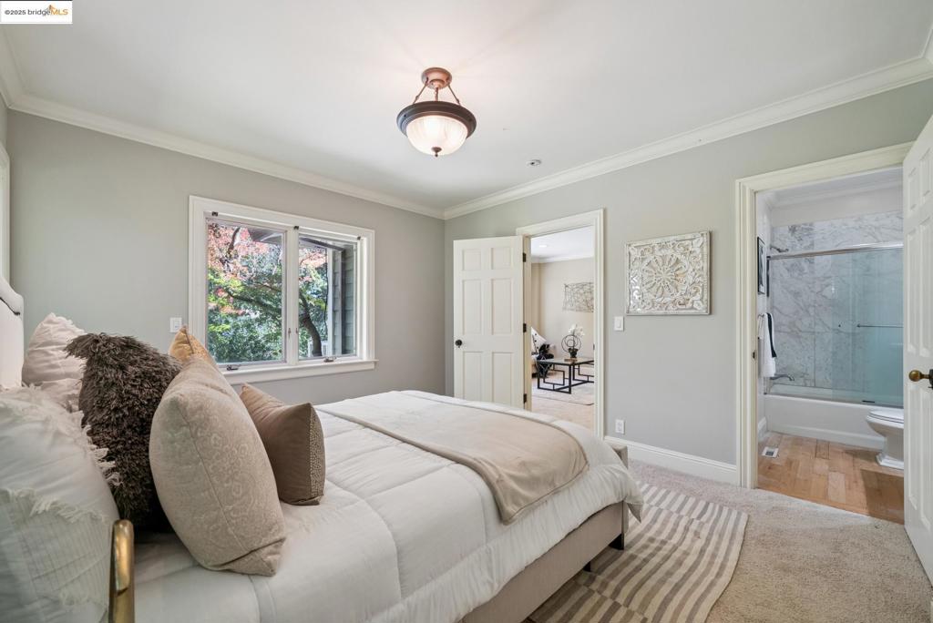 BURTON VALLEY - Residential