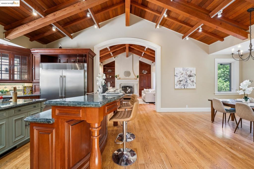 BURTON VALLEY - Residential