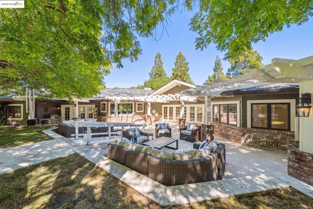 BURTON VALLEY - Residential